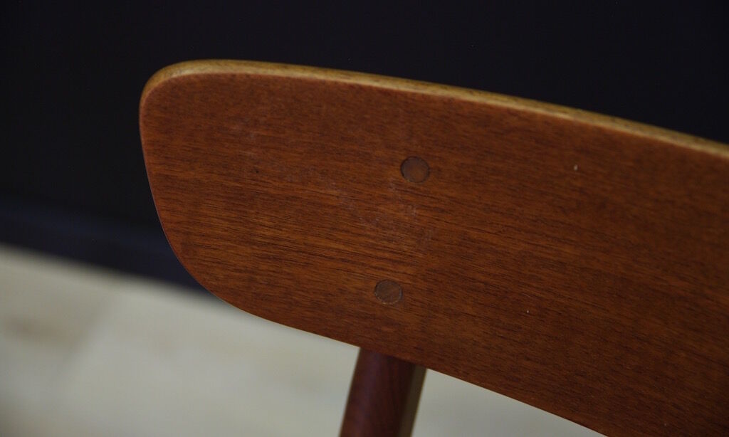Set of 4 retro chairs from the 1960s