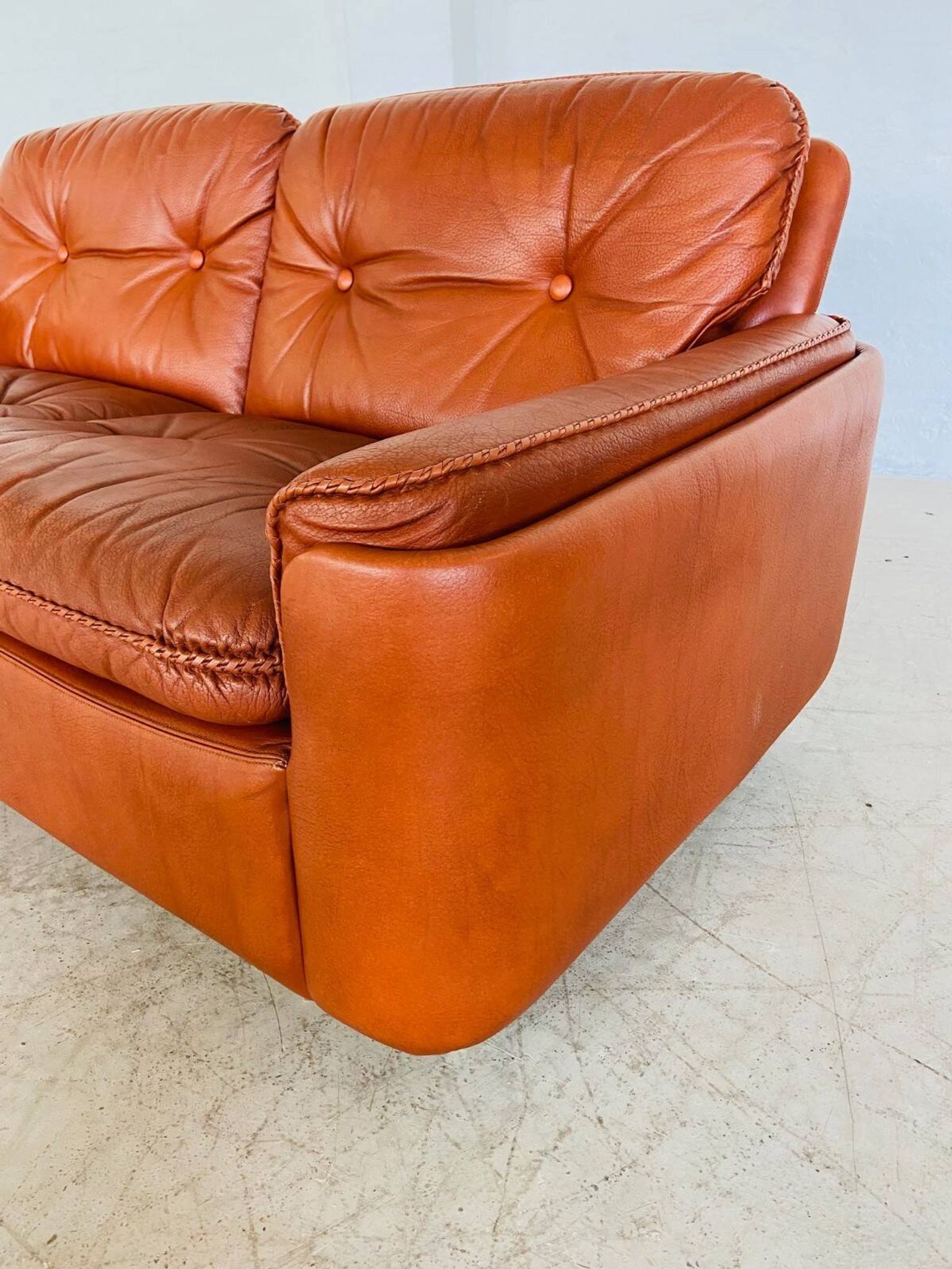 Vintage Danish mid-century cognac leather 2-seater sofa by Sigurd Resell