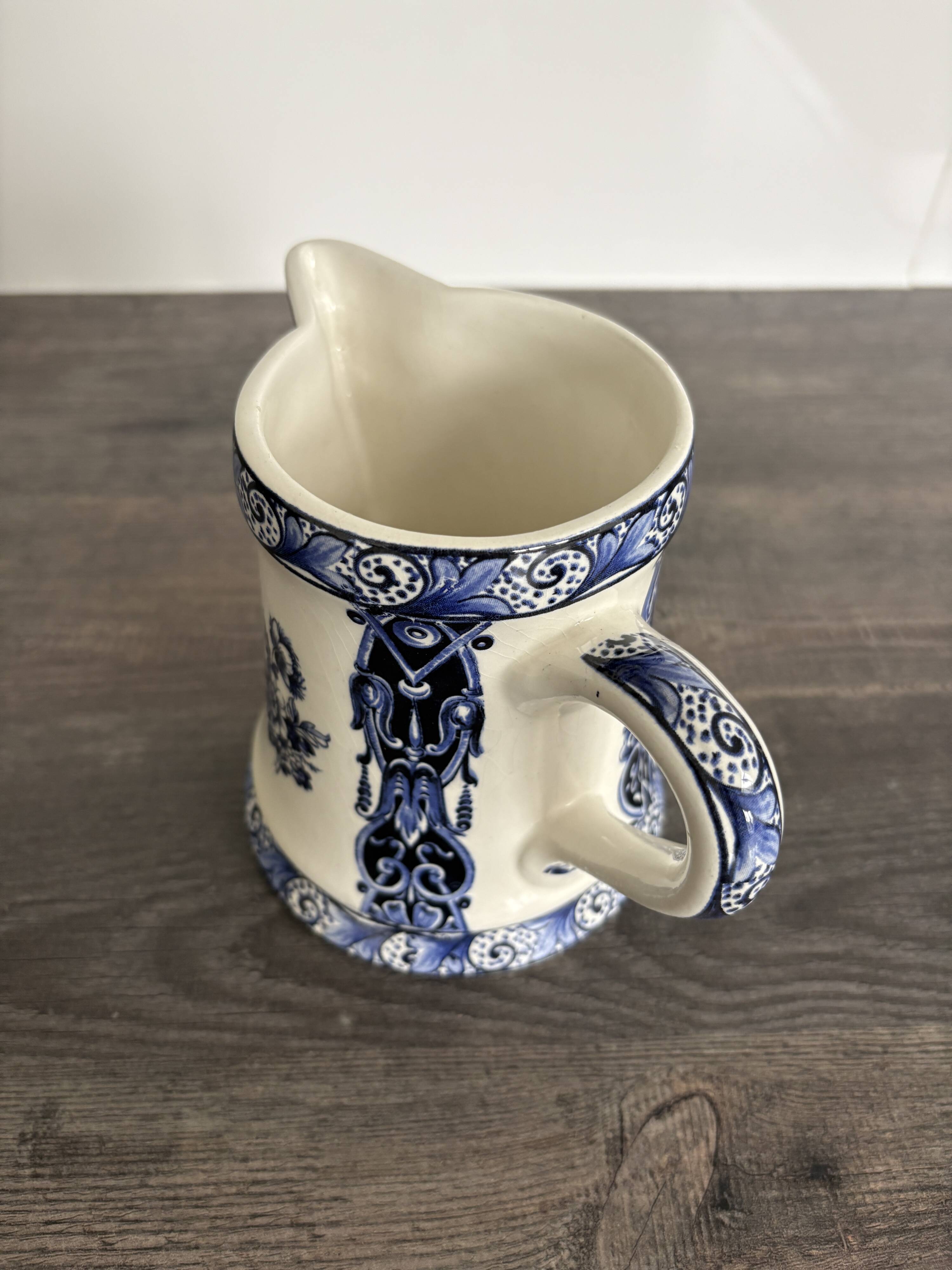 Antique Delft pitcher in blue faience – Late 19th century