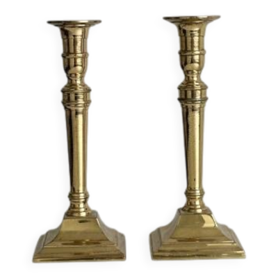Bougeoirs anciens en métal doré