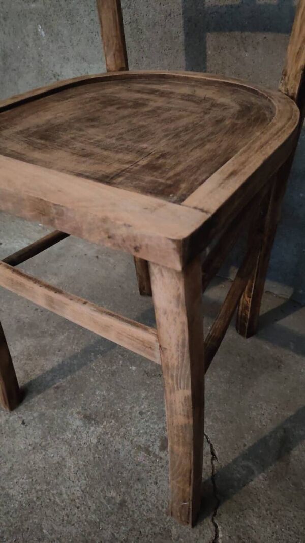 Chaise bistrot type Thonet ou Baumann