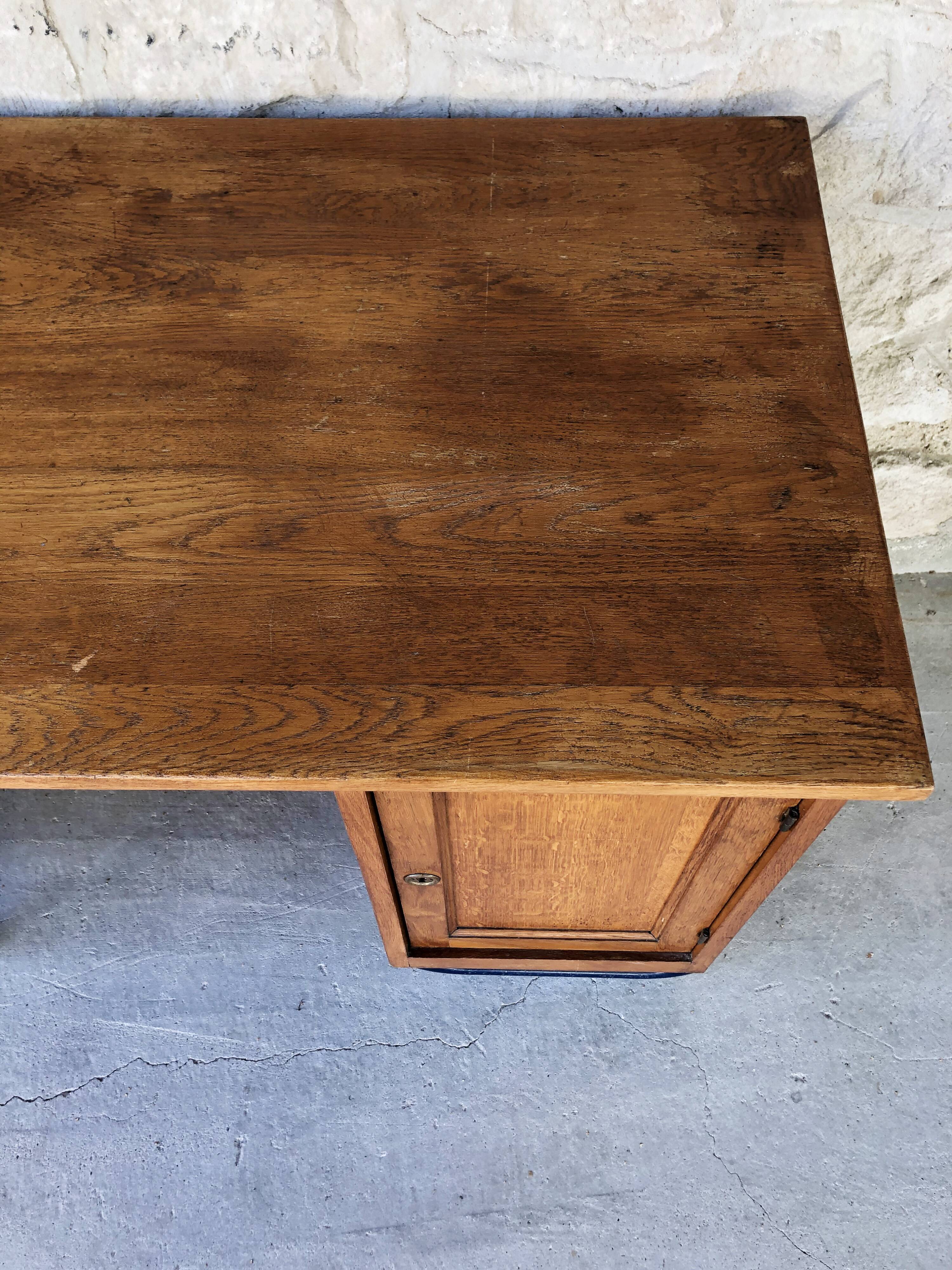 Schoolmaster's office