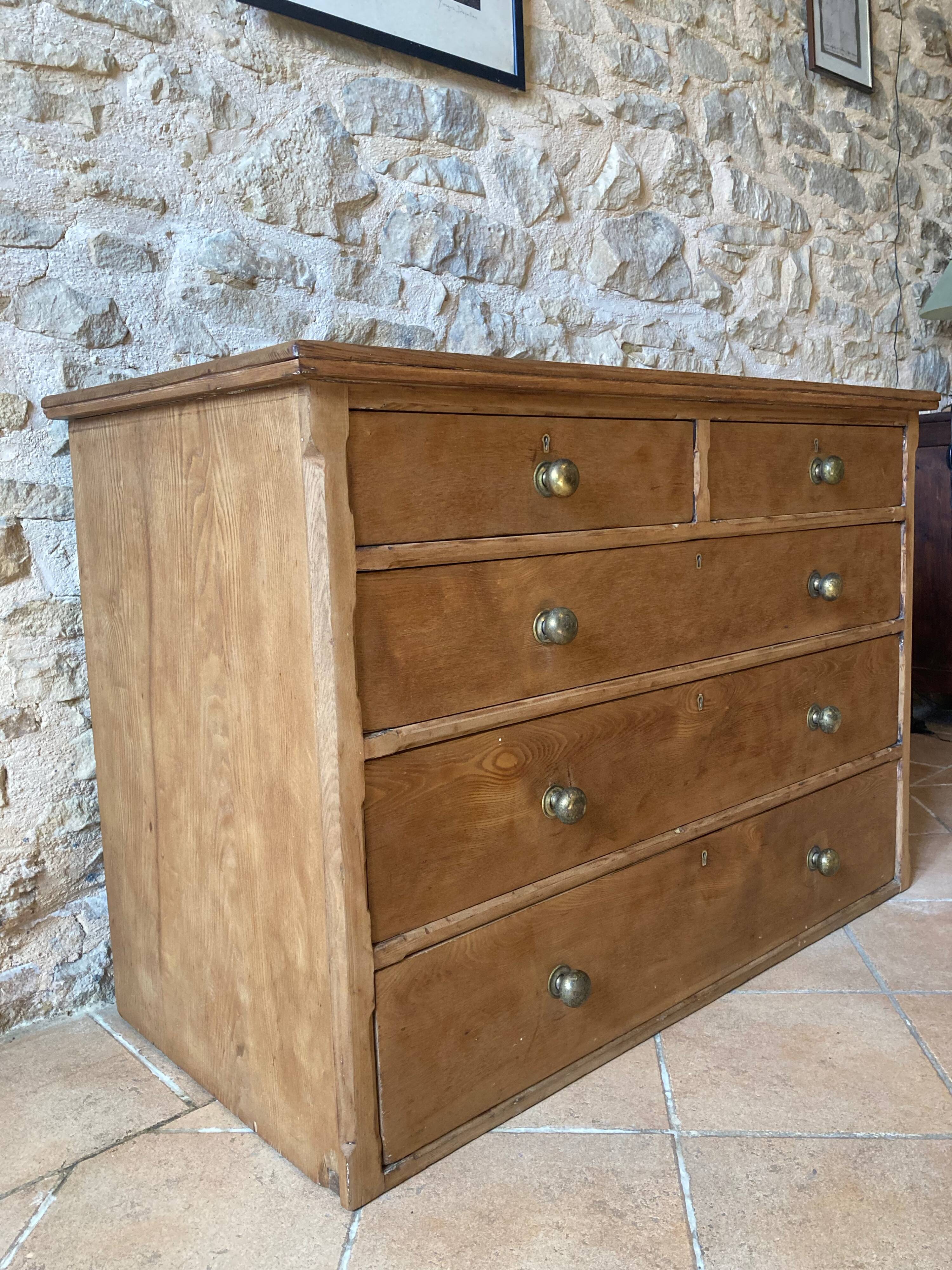 Old solid wood 5-drawer chest of drawers