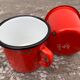 6 tasses en tôle émaillée