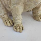 Chien en terre cuite peinte