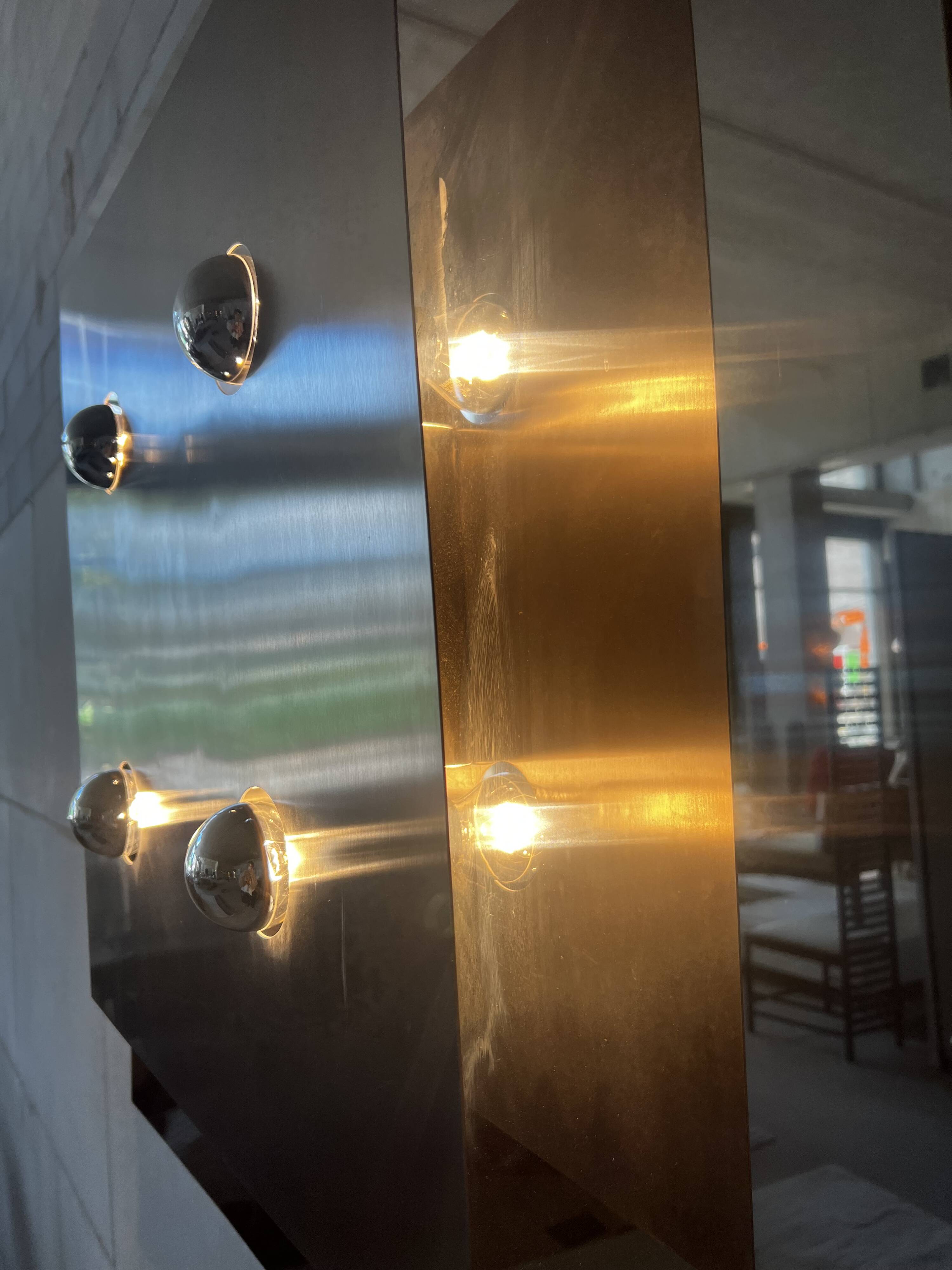 Screen wall lamp by Fabrizio Cocchia and Gianfranco Fini for New Lamp