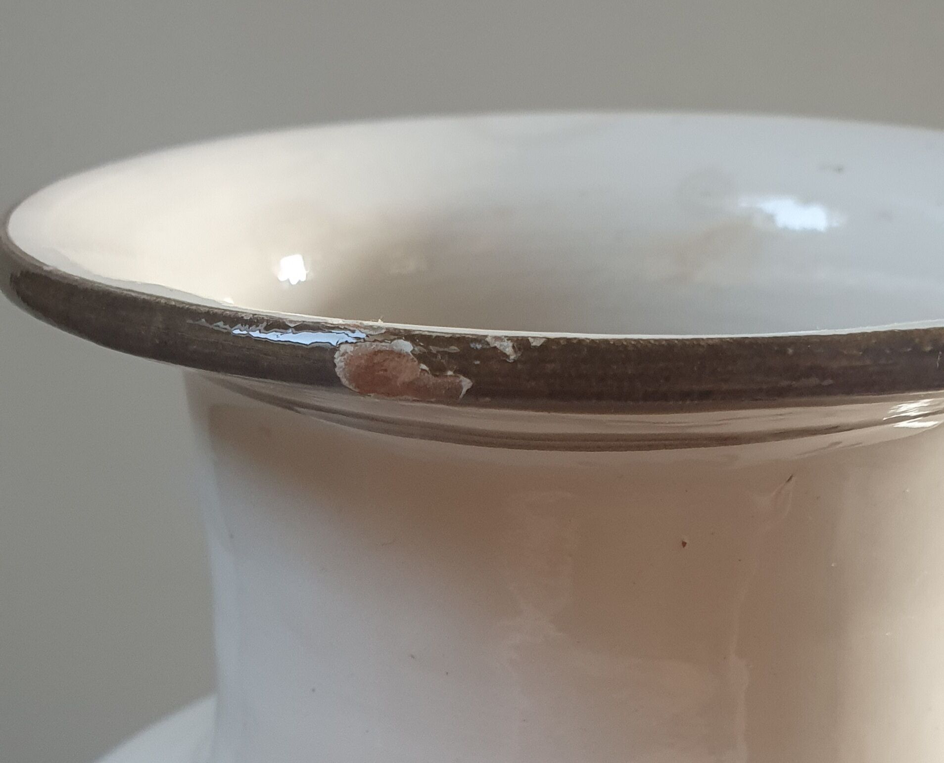 Ceramic vase