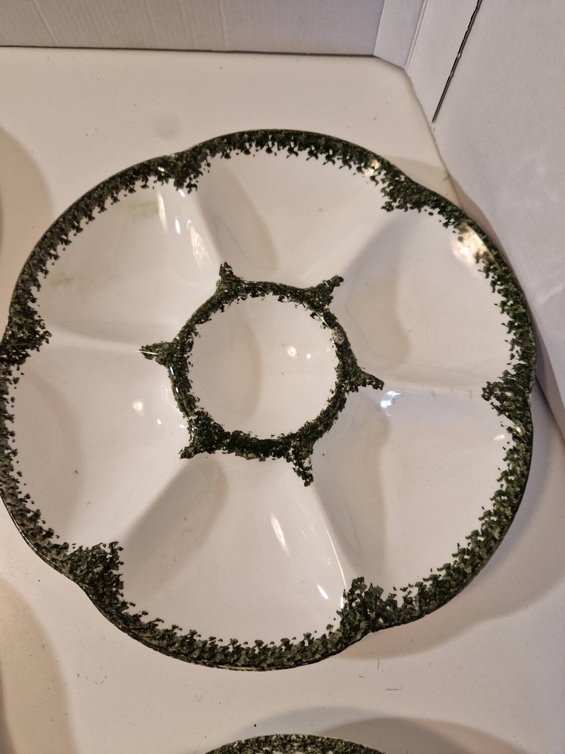 Lot of 8 oyster plates in GIEN France barbotine earthenware stamped