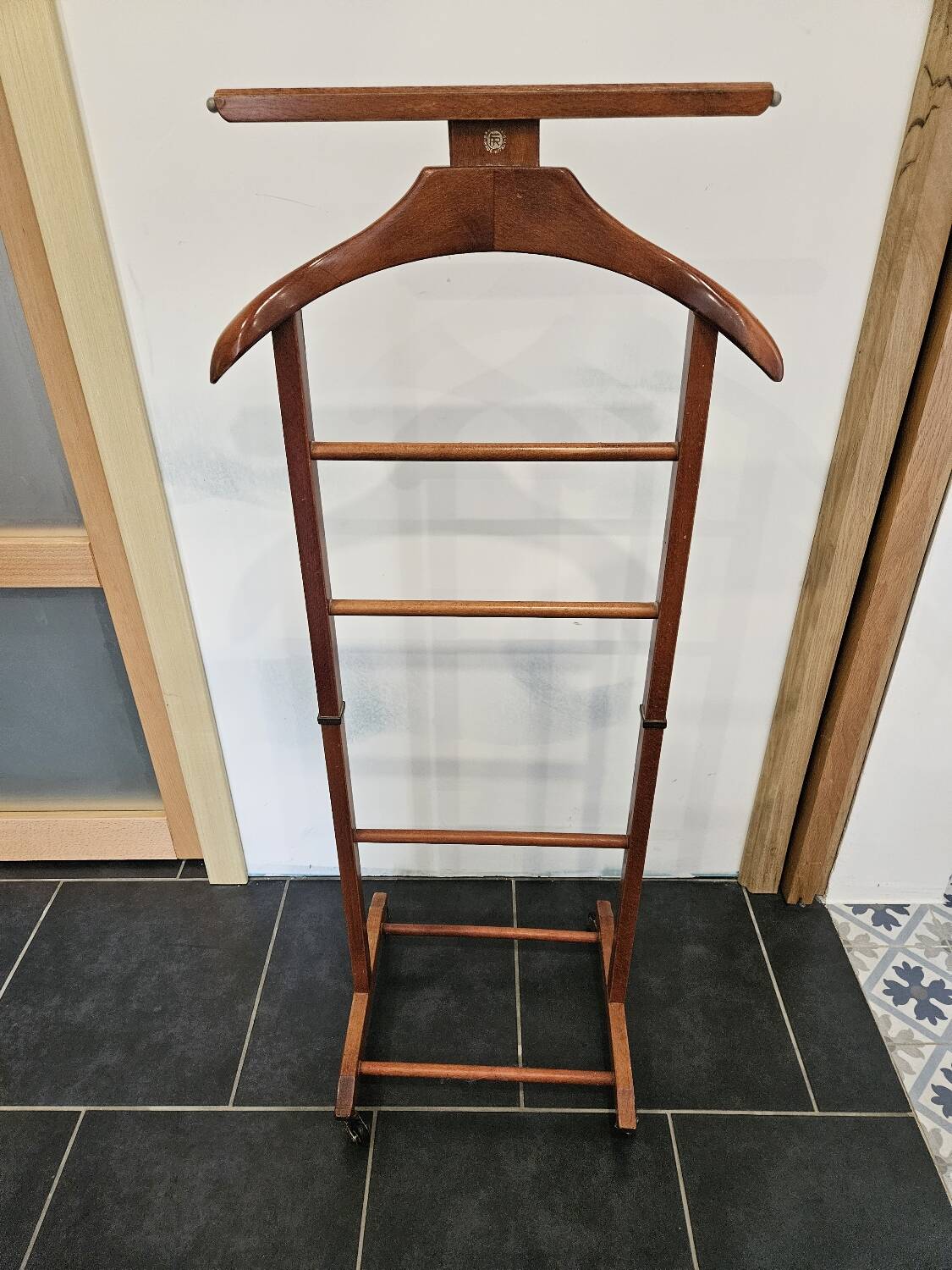 Fratelli Reguitti valet