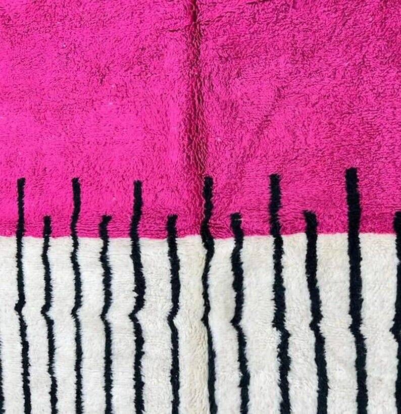 Handmade traditional pure wool rug size 2/3 m