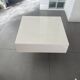 Table basse en laque blanche