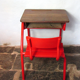 Bureau d'écolier rouge enfant vintage