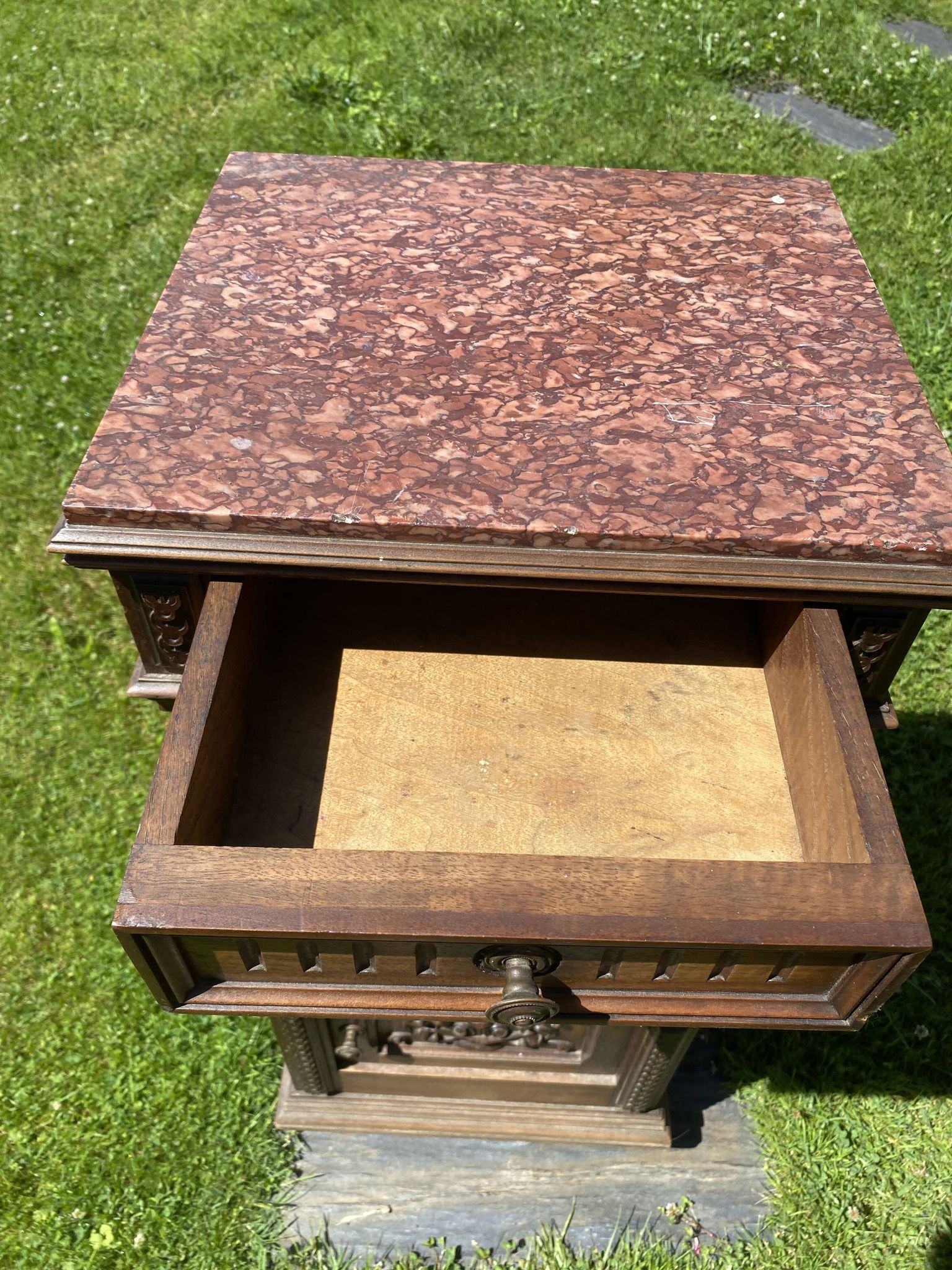 Chevet bois et marbre rose XIXème style Henri II