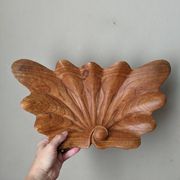 Vide poche coquillage en bois sculpté
