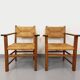 Suite de 2 fauteuils brutalistes vintage en bois de chêne et paille