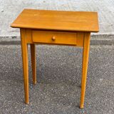 Scandinavian side table in solid wood with a drawer.