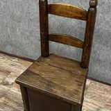 Travail d'art populaire fin XVIIIè: fauteuil d'enfant dissimulant un coffre