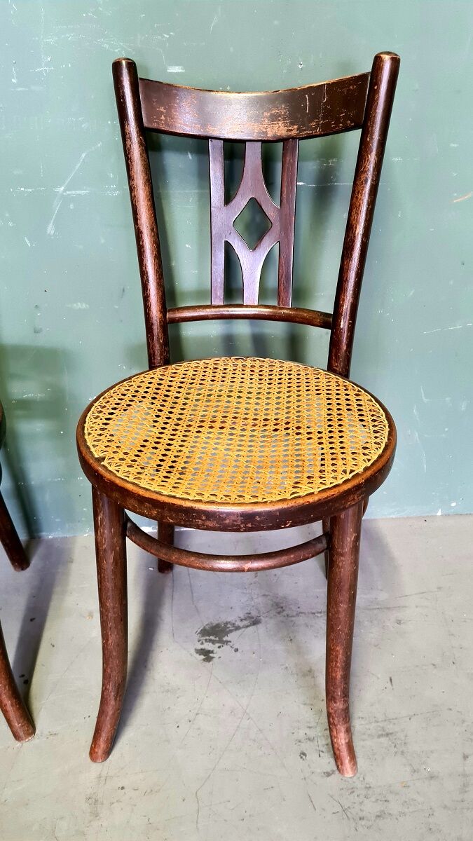 2 old beech Thonet chairs, 1900s