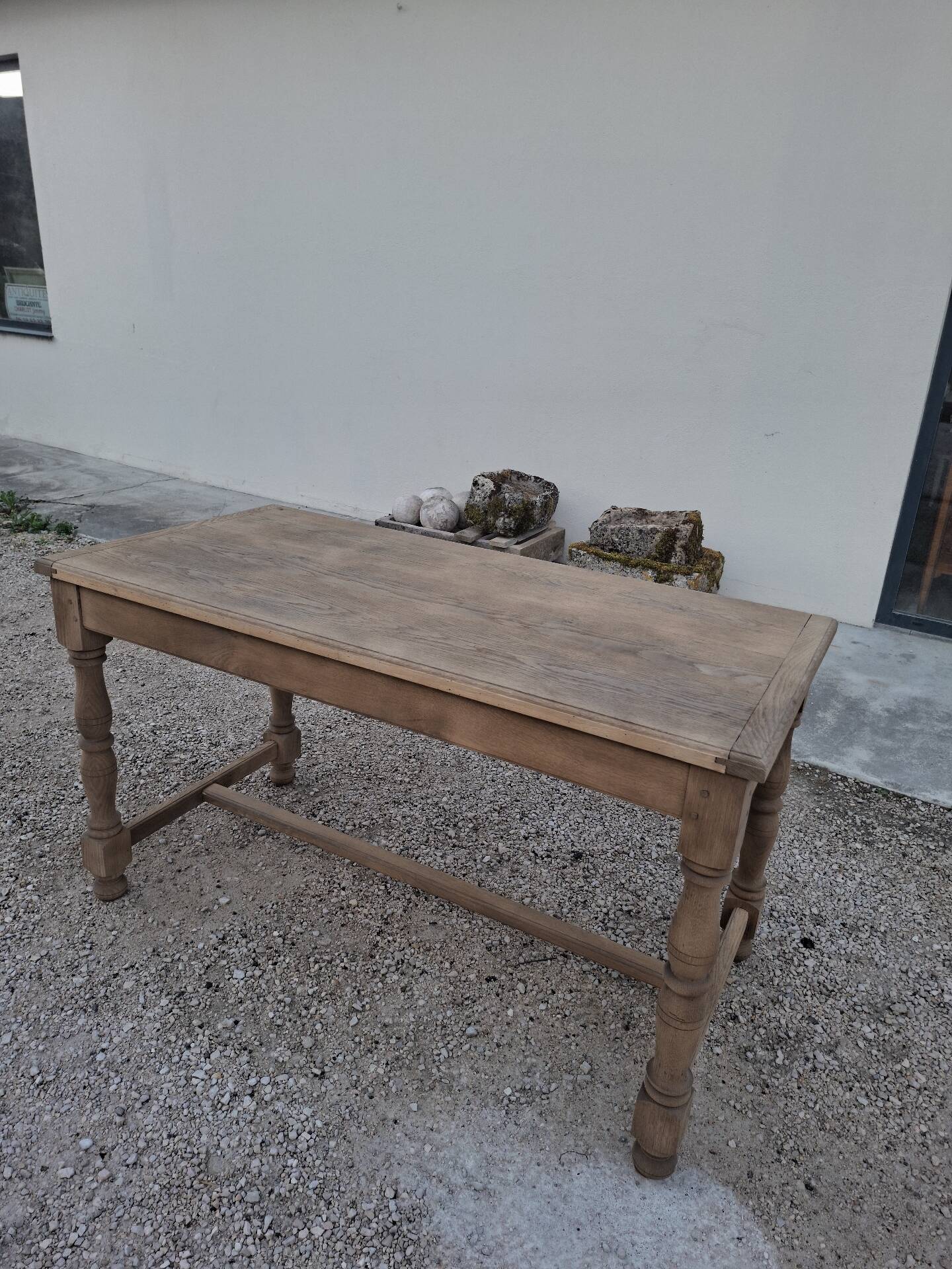 Solid oak farmhouse table fully sandblasted.