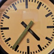 Large 1950s Bakelite East German Modernest Factory Clocks By GW ( Geratewerk Liepzig )