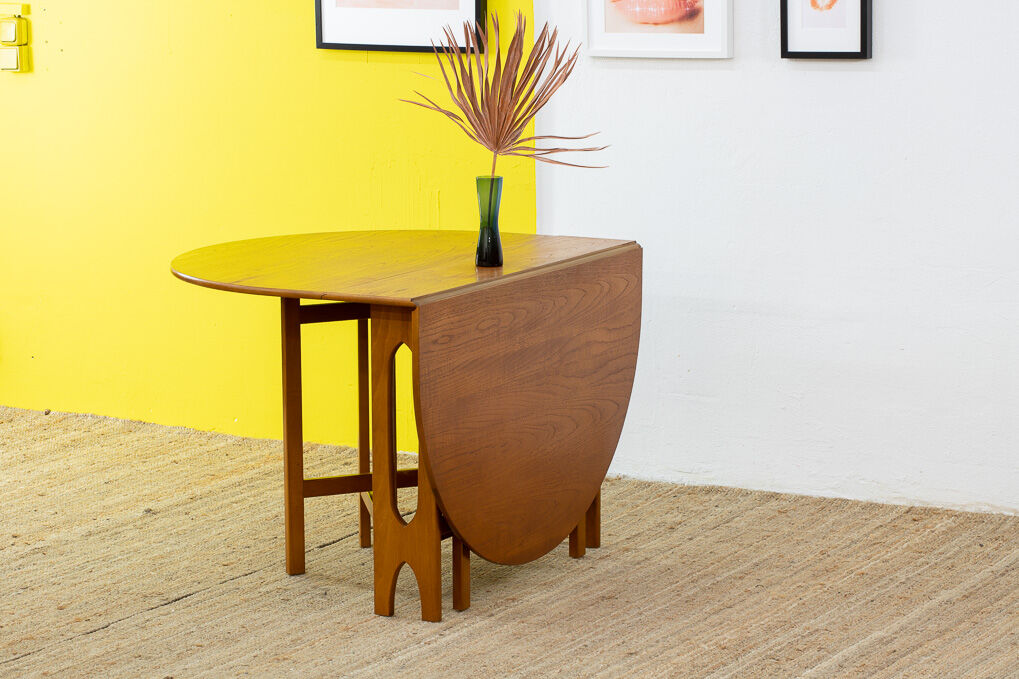 Scandinavian table – 154 cm