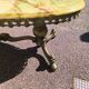 Table basse en marbre et laiton