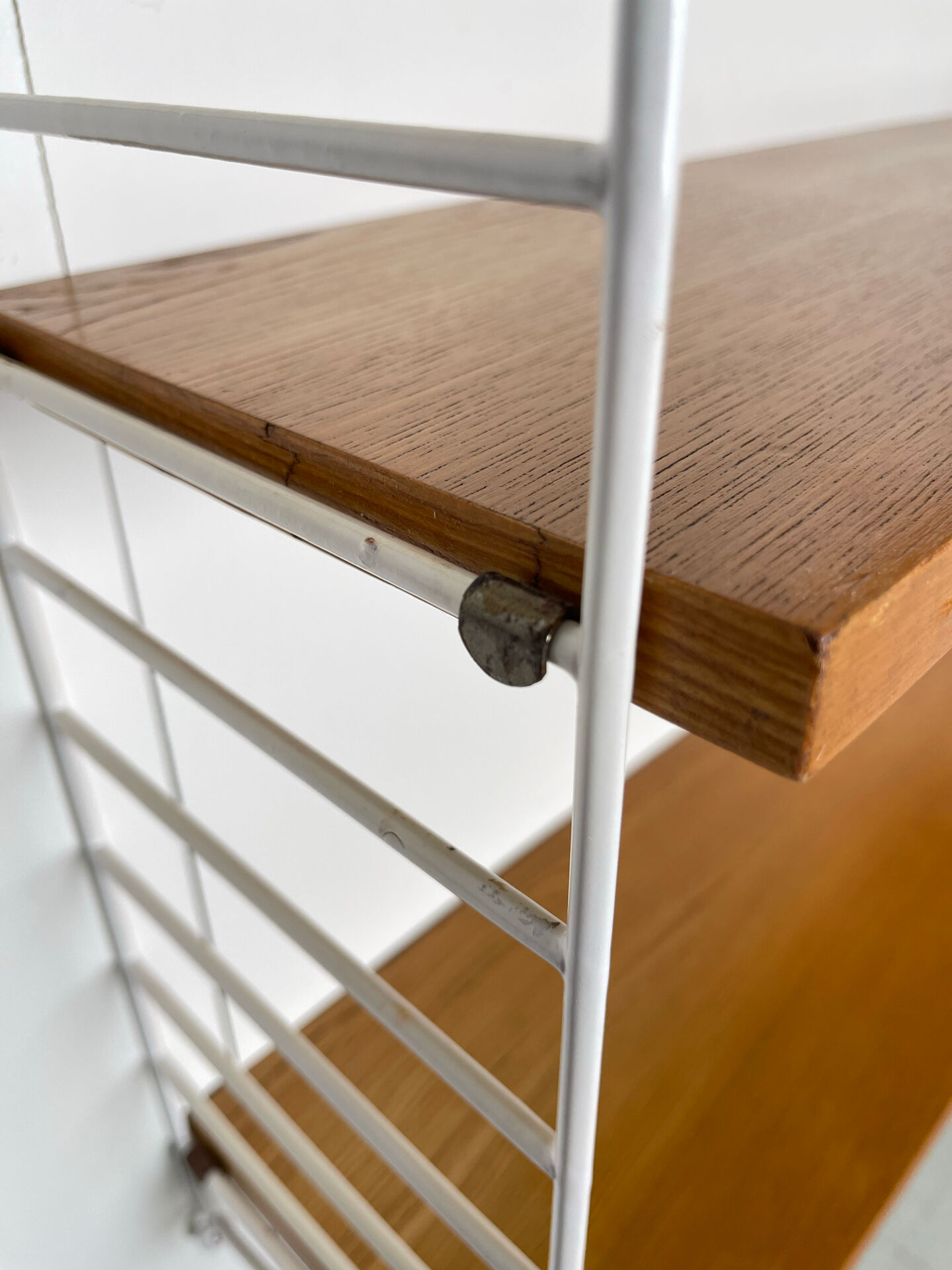 String shelf by Nisse Strinning 1960