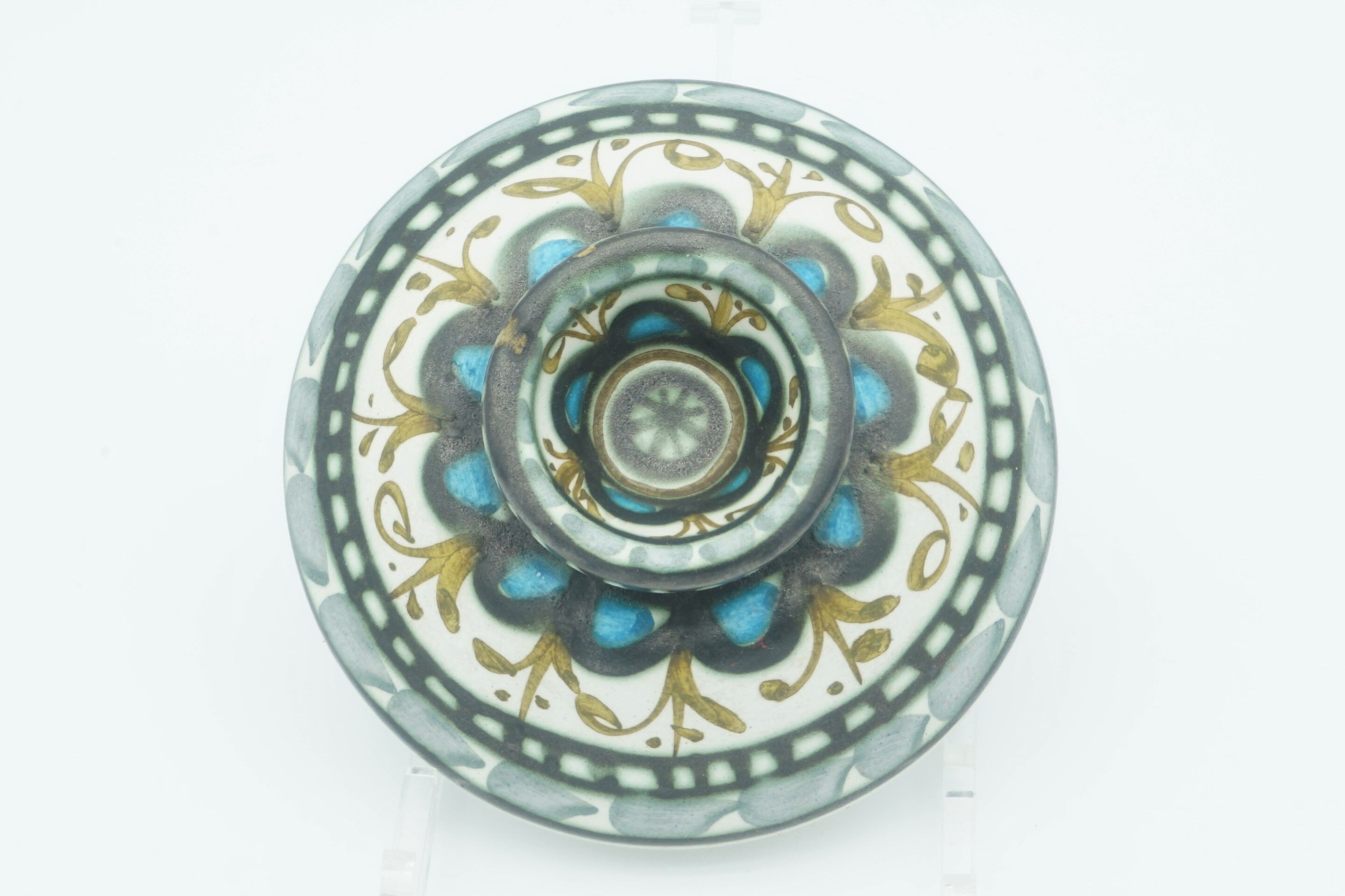 Quimper ceramics, Keraluc André Helguen dish and tureen