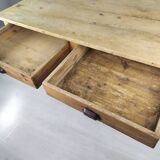 Farm table