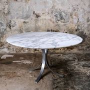 Large table ronde en marbre de Carrare, Italie, 1970s
