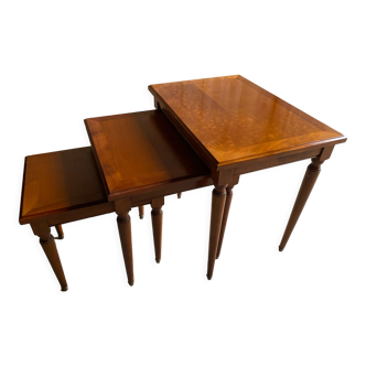 Trundle tables