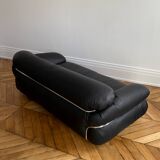 Cassina Sesann Sofa by Gianfranco Frattini black