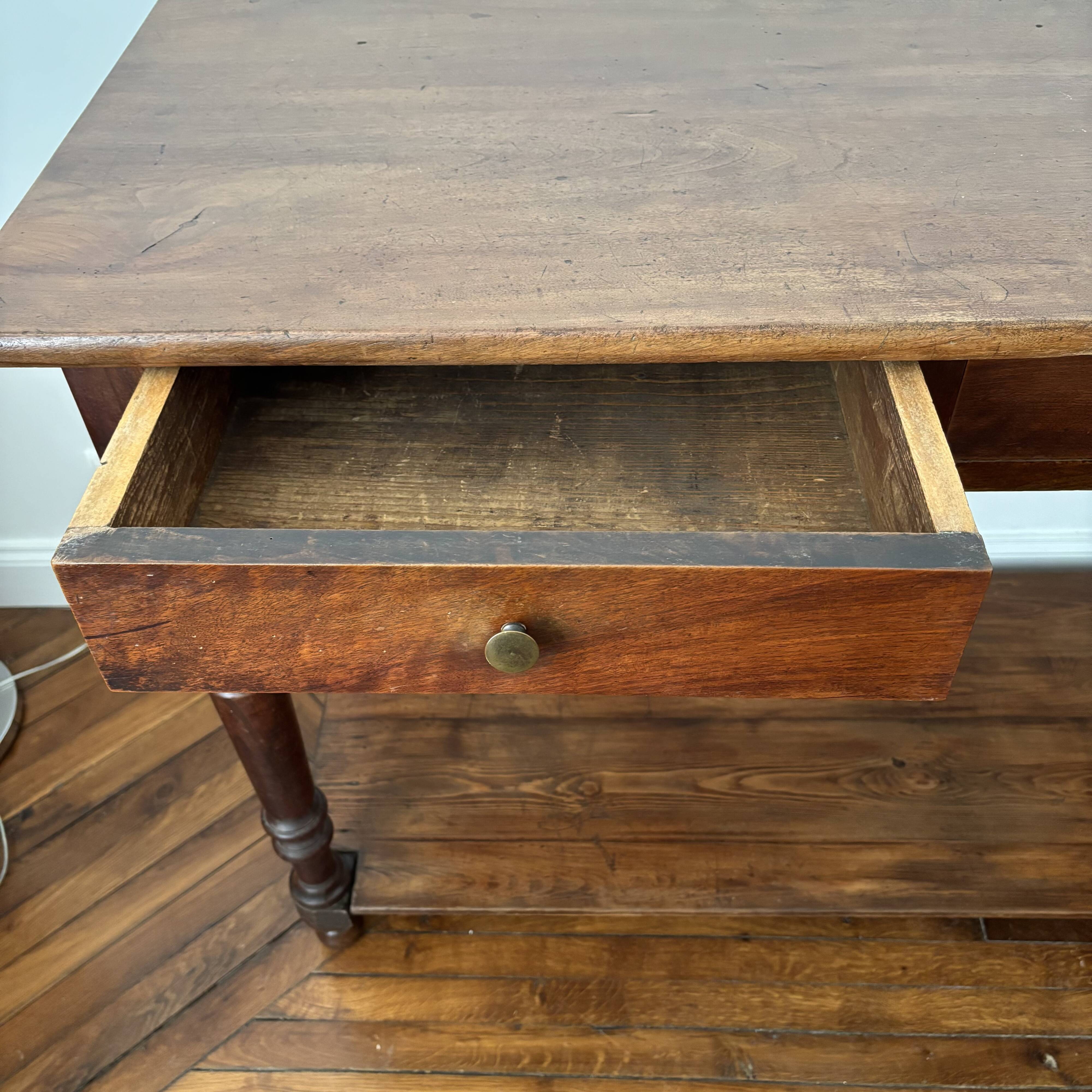 Antique upholsterer's furniture