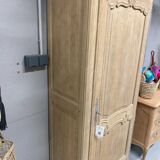 Louis XV bonnetiere in raw wood