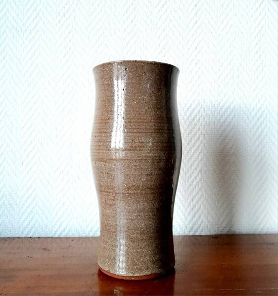 Diabolo vase in enameled stoneware signed