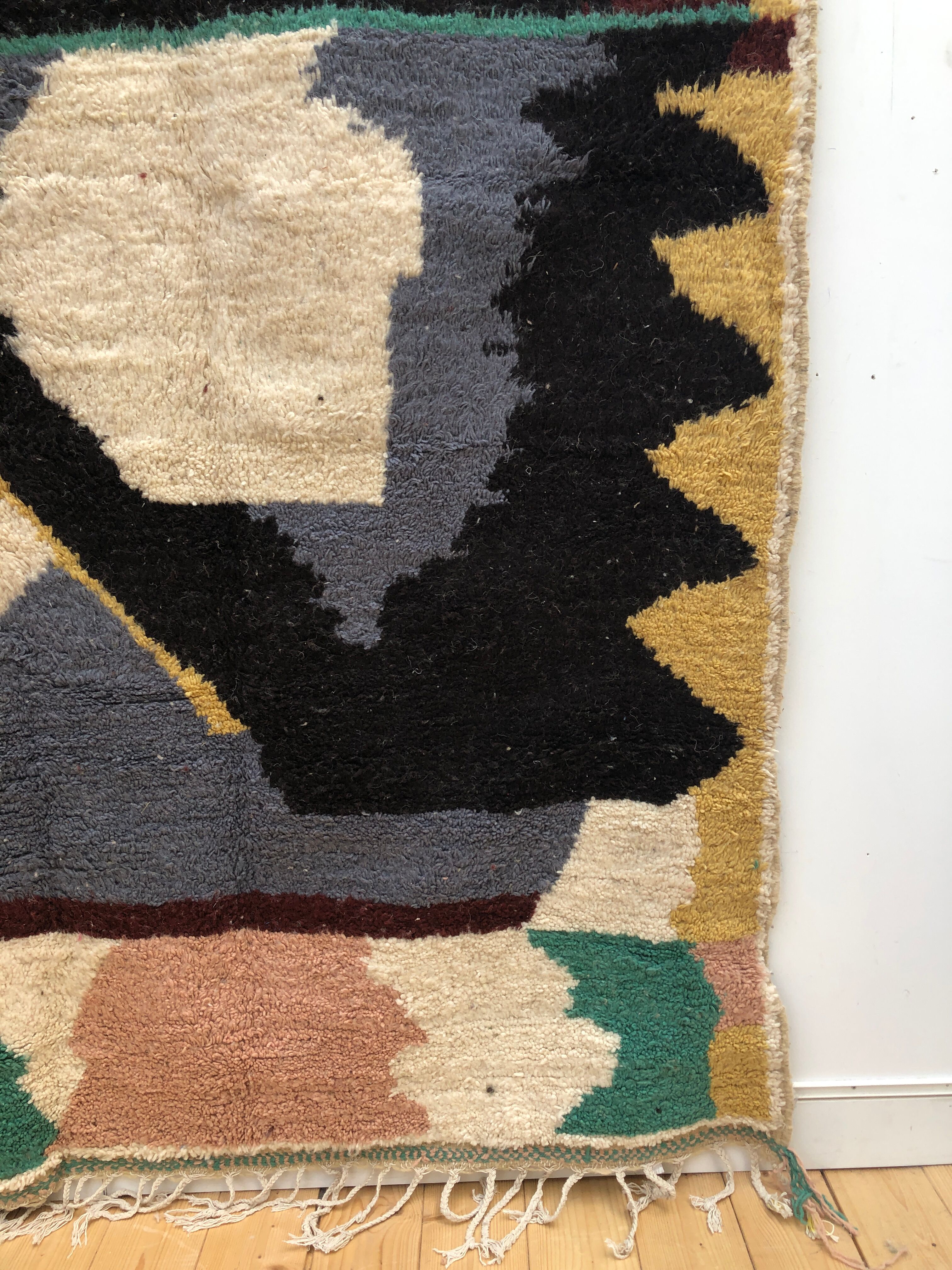 Moroccan Berber carpet Azilal 2.64x1.48m