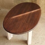 Oval coffee table