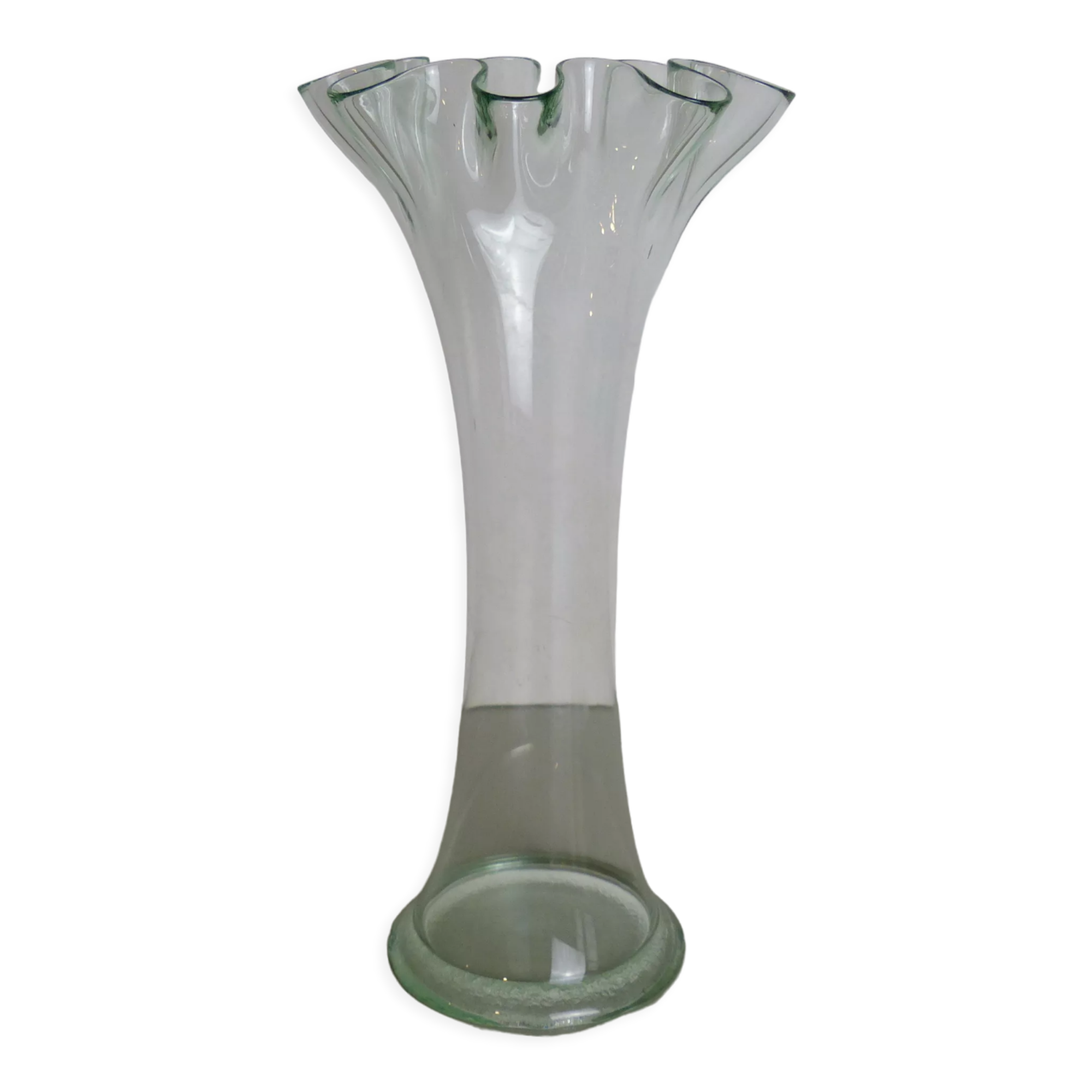 Tulip vase in transparent glass
