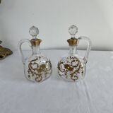 Paire de carafes Cristallerie Baccarat cristal blanc peint à l'or fin, Art Nouveau, 1900