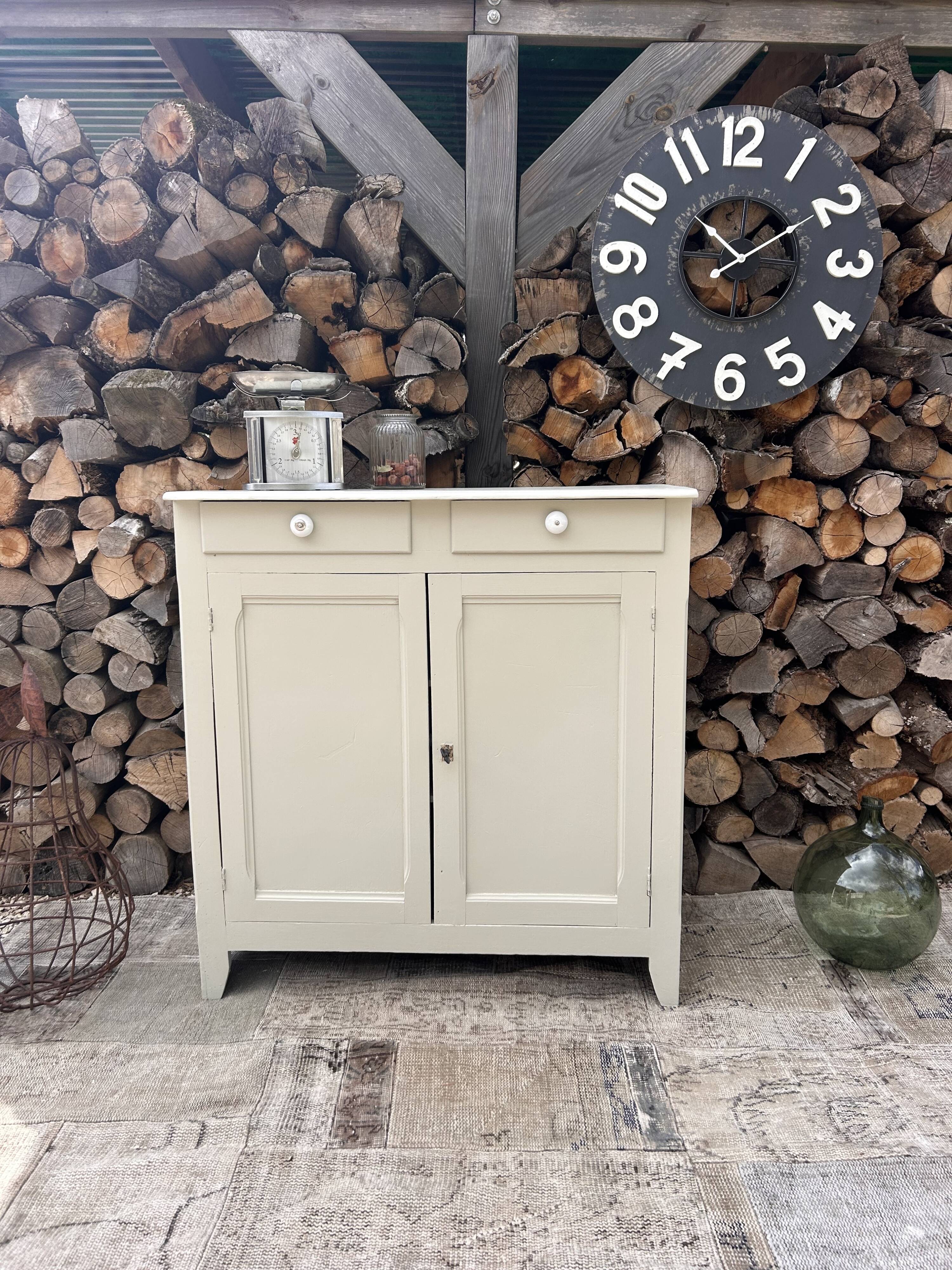 Parisian-style buffet