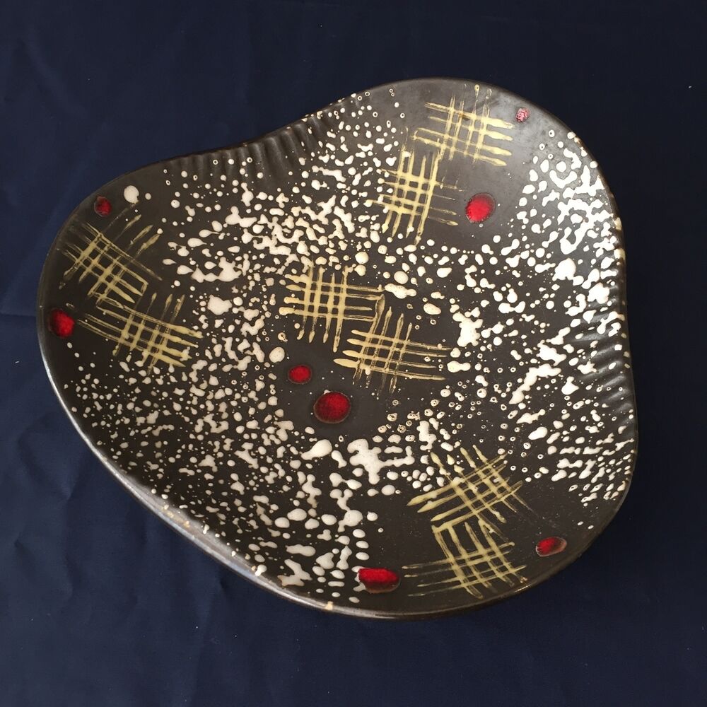 Fruit cup or pouch in vintage ceramic west-germany