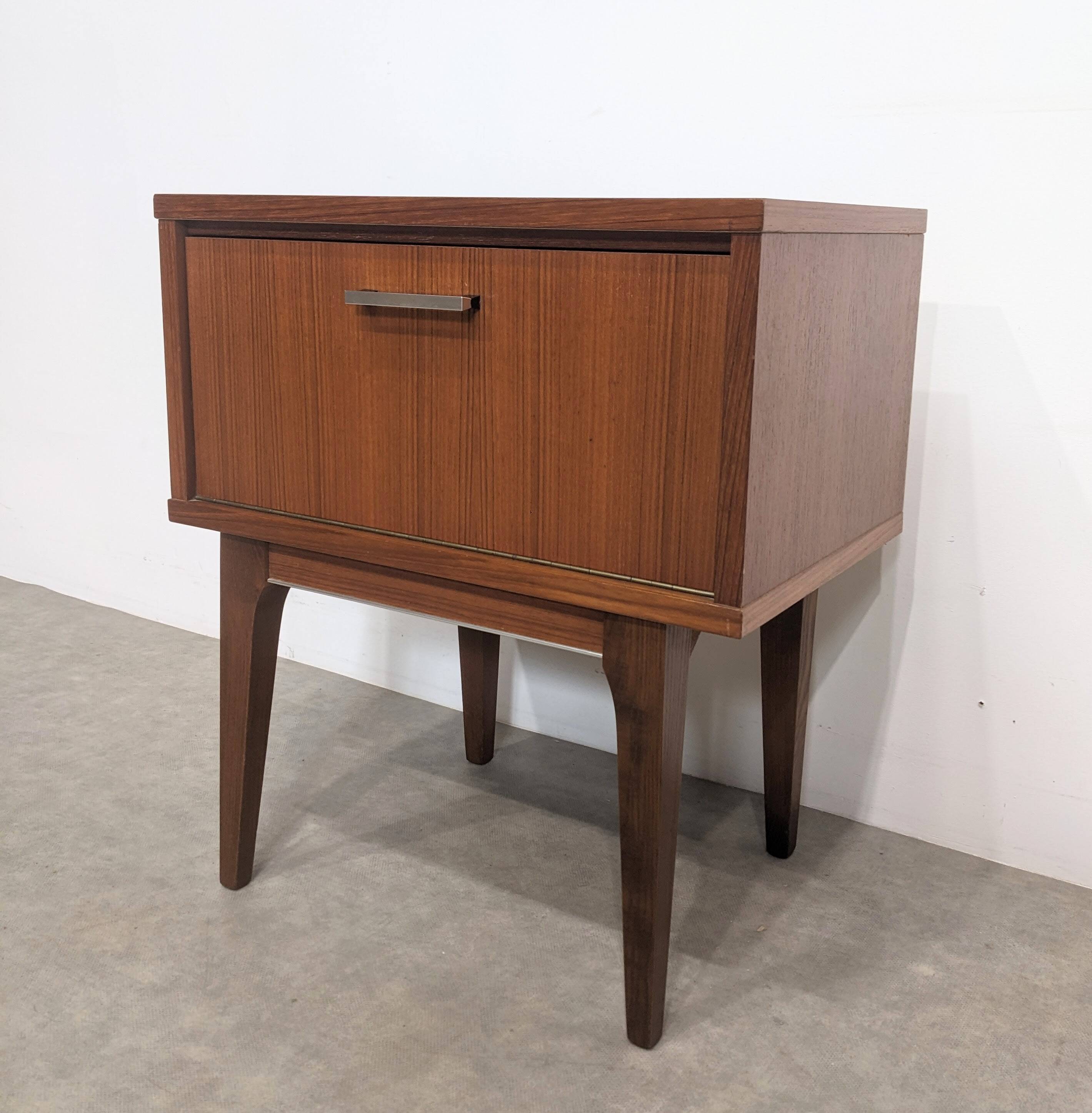 Chevet, meuble d’appoint teck vintage