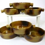 Vintage service plates and serving trays, 39 pieces, silk-screened.