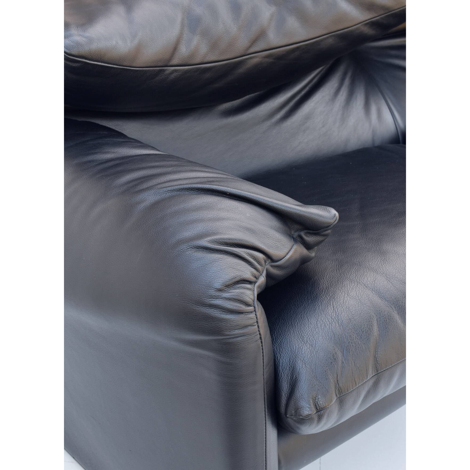MARALUNGA sofa black leather. Vico Magistretti for Cassina