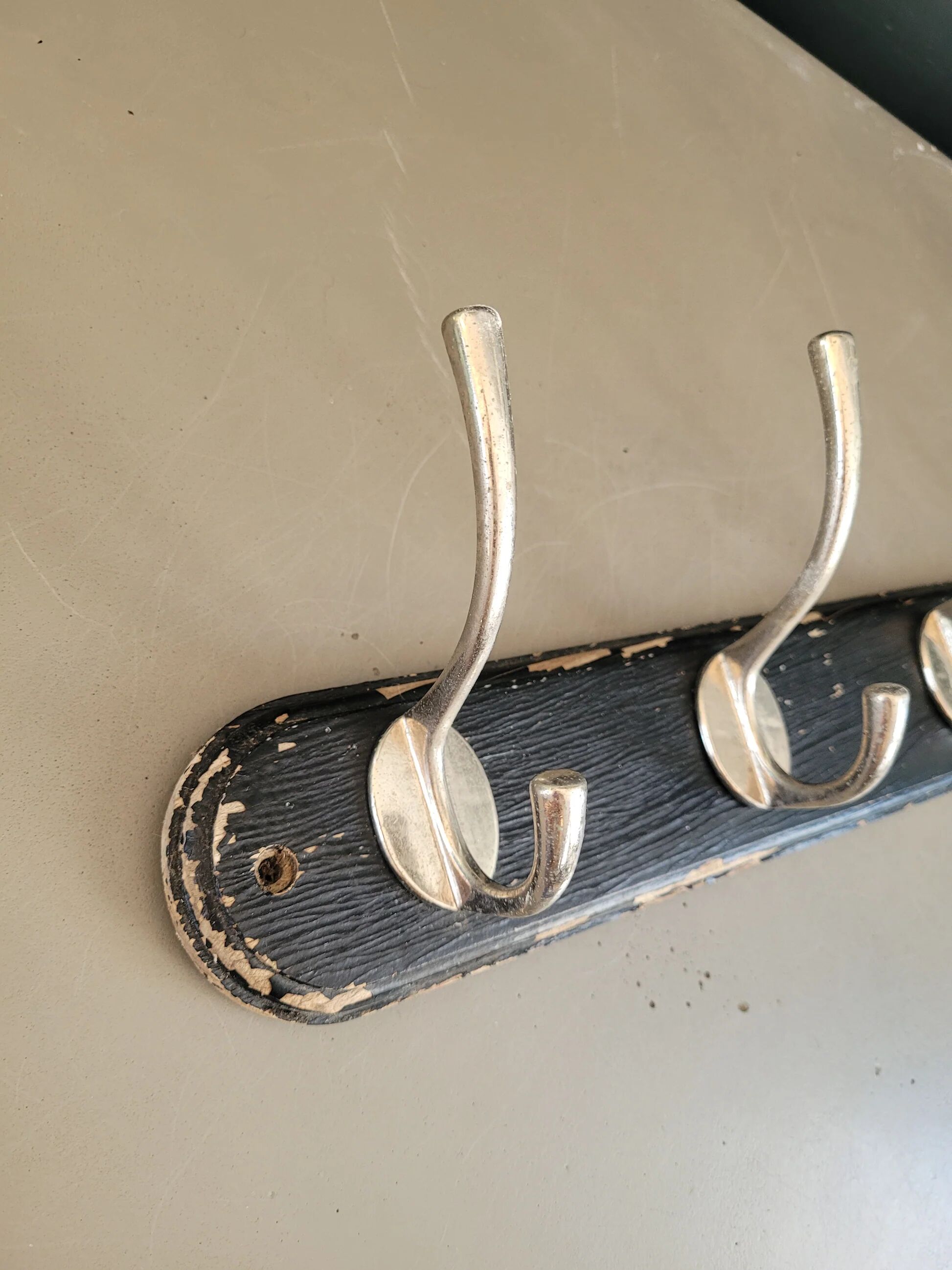 Antique wall coat rack with 6 hooks