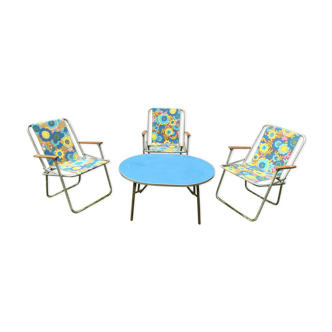 Table and 3 chairs 70s