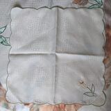 Tablecloth and napkins with a spring theme, vintage tulips, new polyester.