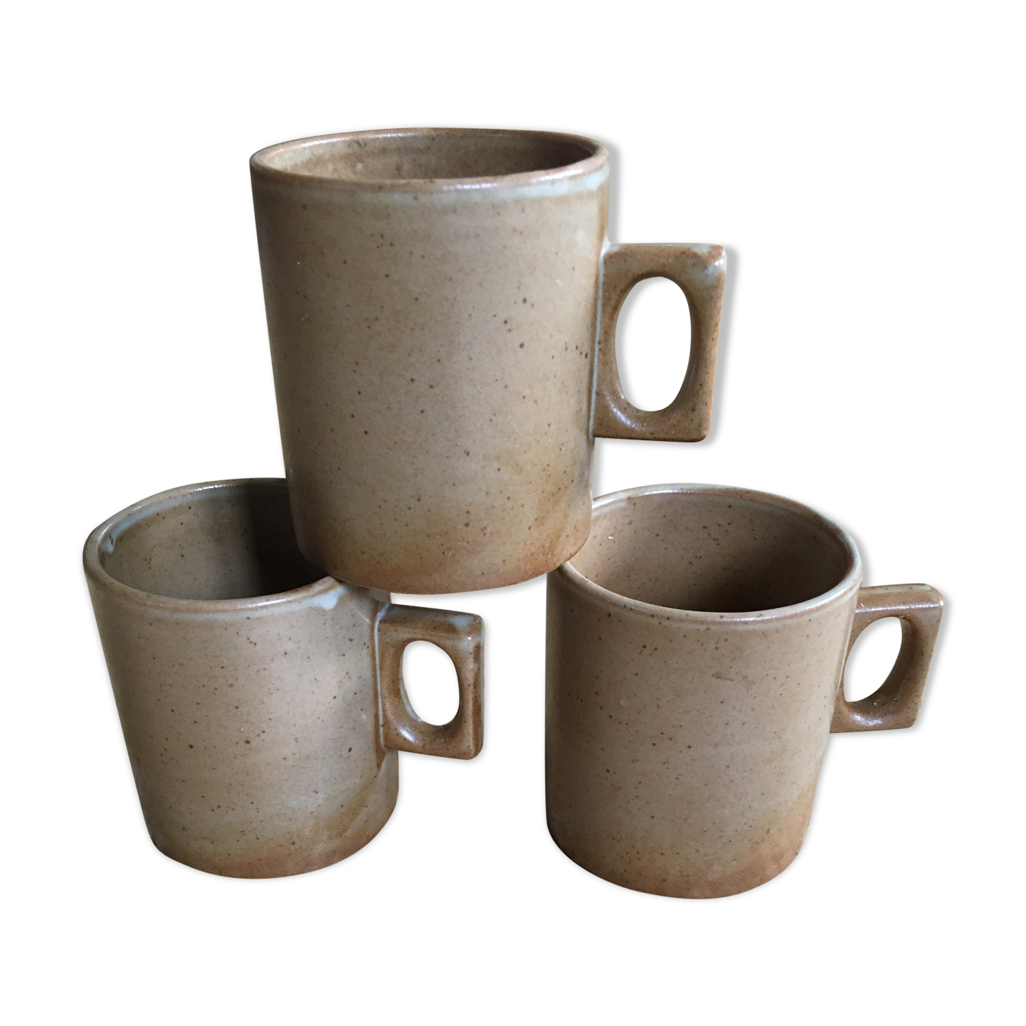 Set of 3 sandstone mugs