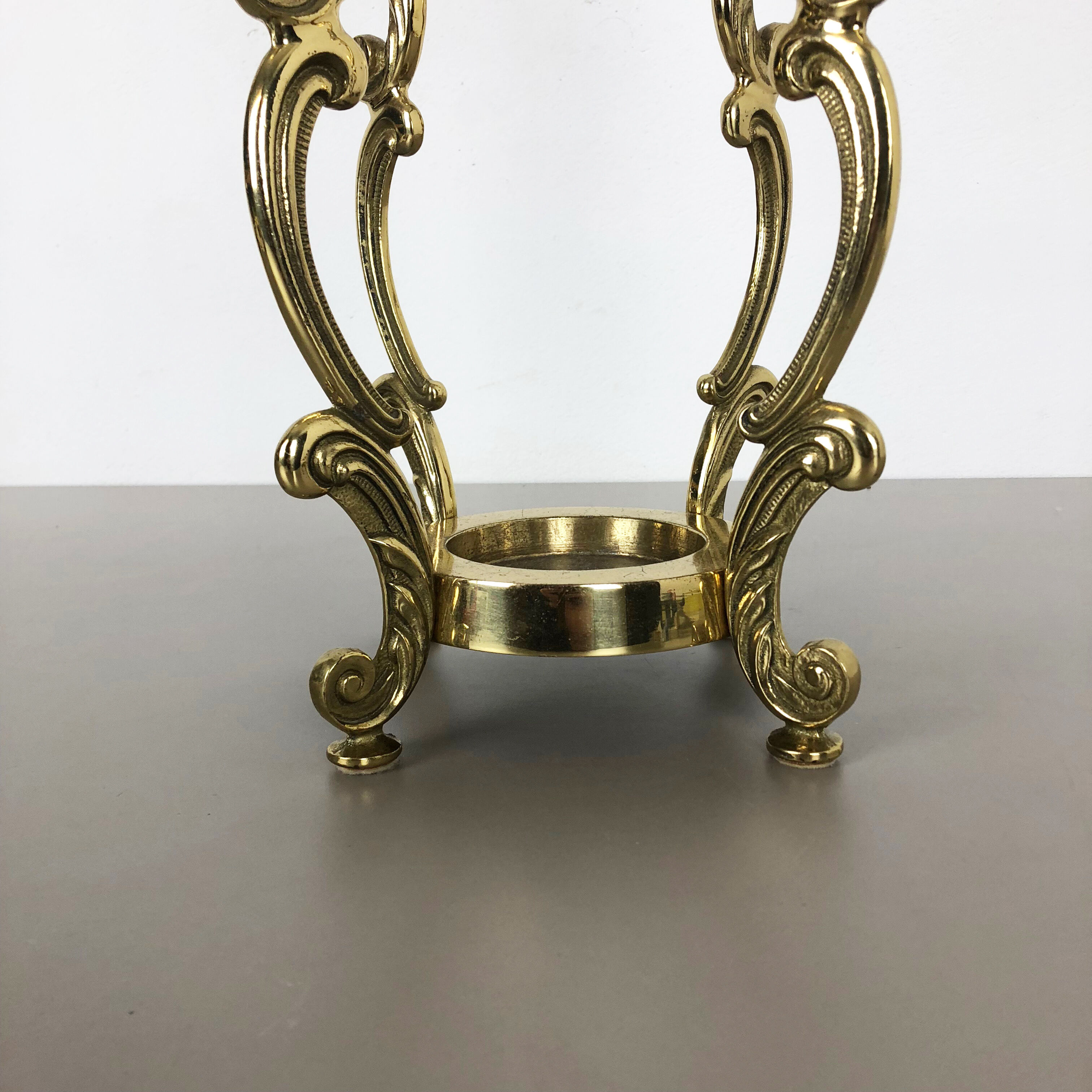 Hollywood Regency solid brass umbrella stand, Italy, 1970s