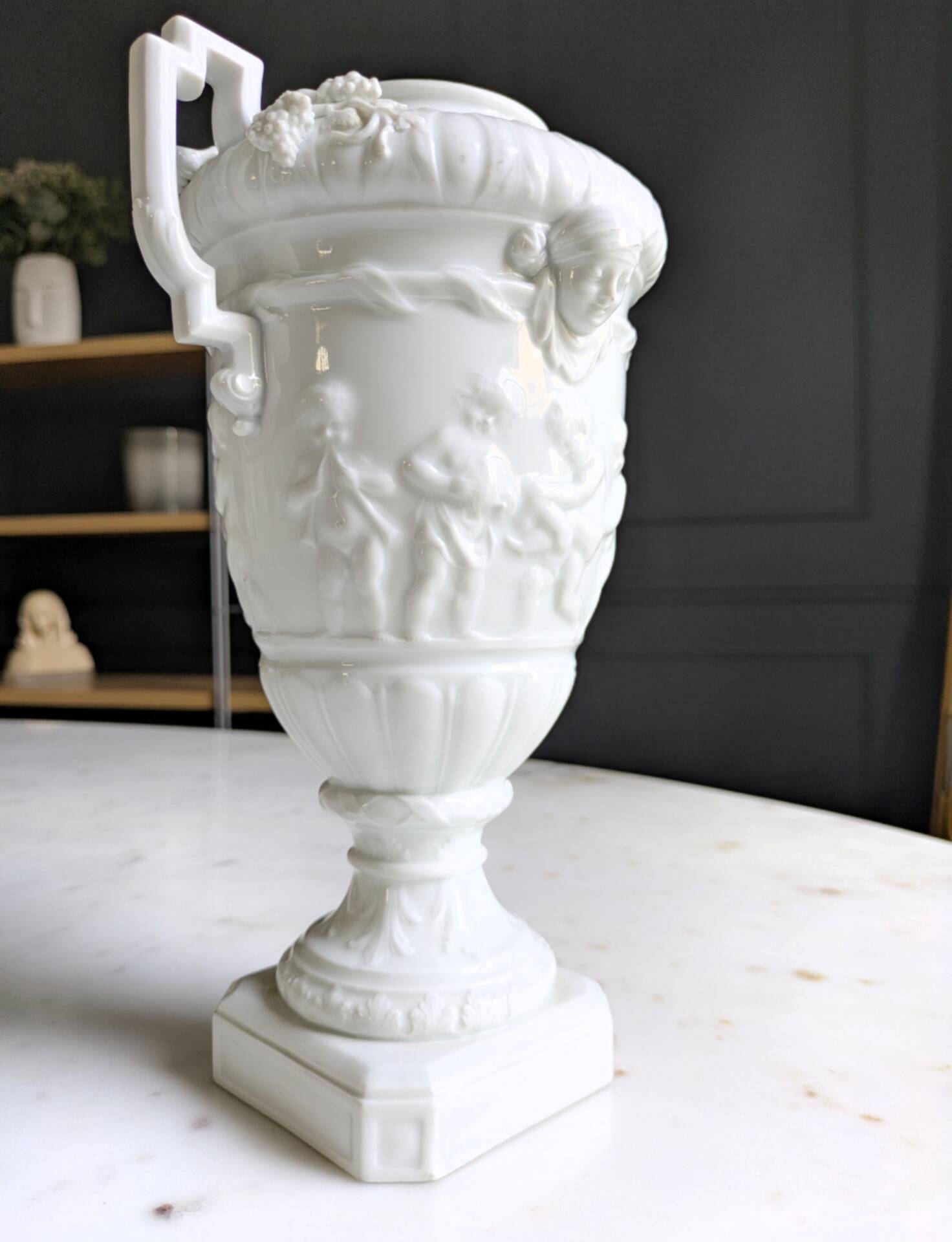 Ancient Médicis vase